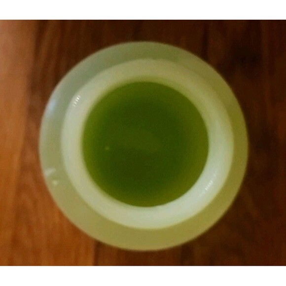 Vintage 1930's Jeannette Jadeite Green Glass Beehive Ribbed Pepper Shaker Jadite - Picture 2 of 2